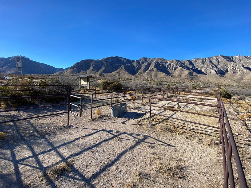 Carlsbad Caverns National Park: Frijole Horse Camp