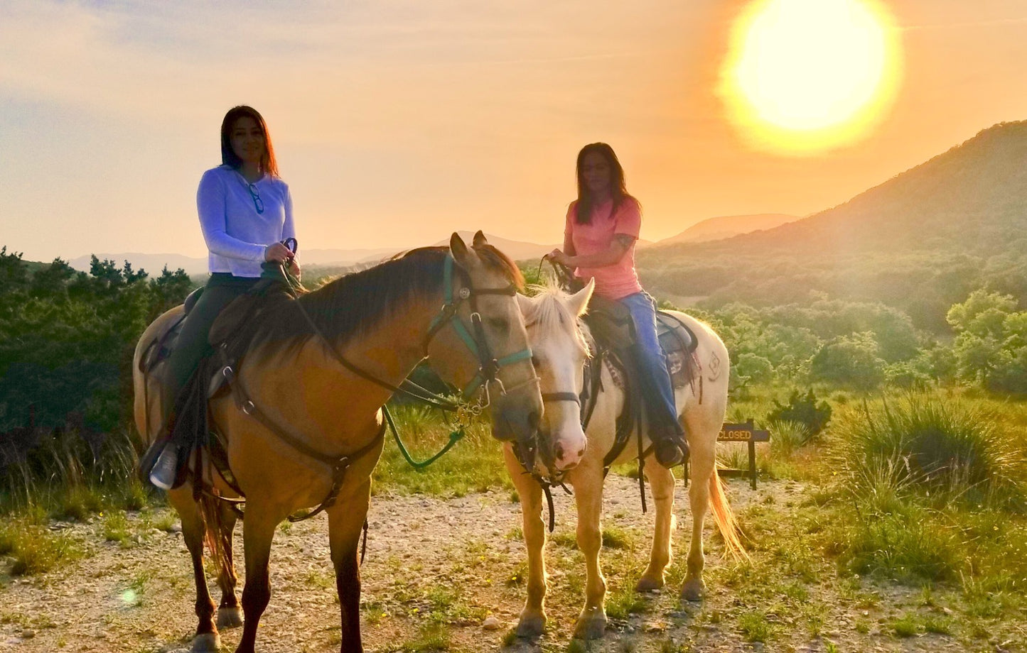 Bandera: Guided Horseback Ride in Bandera City Park