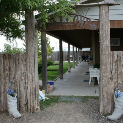 Amarillo Lone Star Bed & Bale