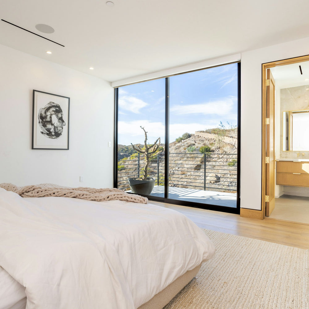 
                      
                        Sky River Ranch, Malibu
                      
                    