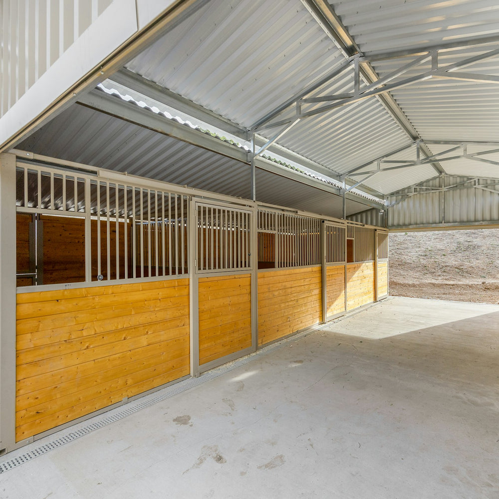 
                      
                        Sky River Ranch, Malibu
                      
                    