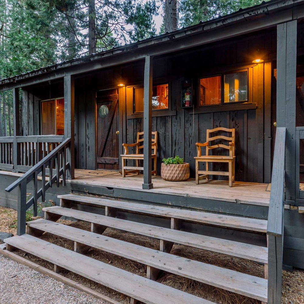 Horse Hotels with Rooms for Humans