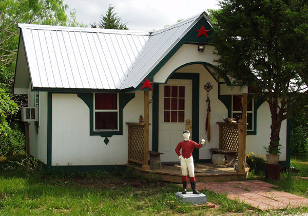 Happy Horse Hotel