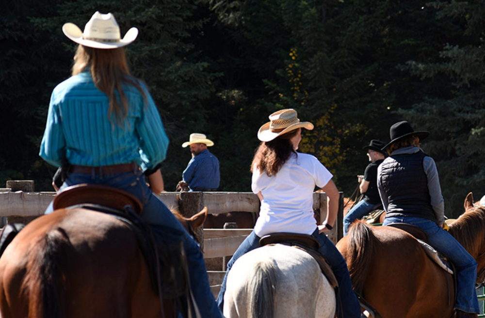 
                      
                        Bar W Guest Ranch – Whitefish, MT
                      
                    