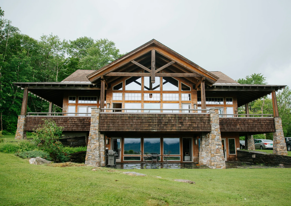 
                      
                        Mountain Top Resort – Chittenden, VT
                      
                    