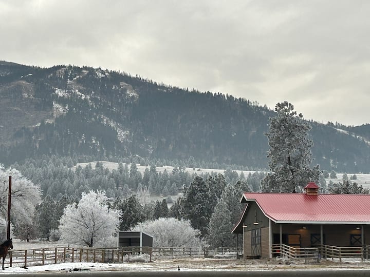 Maple Mountain Stables