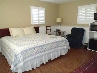
                      
                        Cypress House Ranch Bed & Breakfast
                      
                    