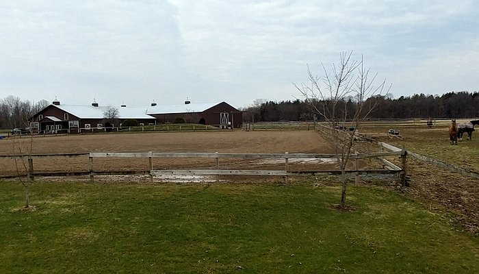Engleside Stables
