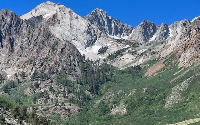 
                      
                        McGee Creek Pack Station
                      
                    