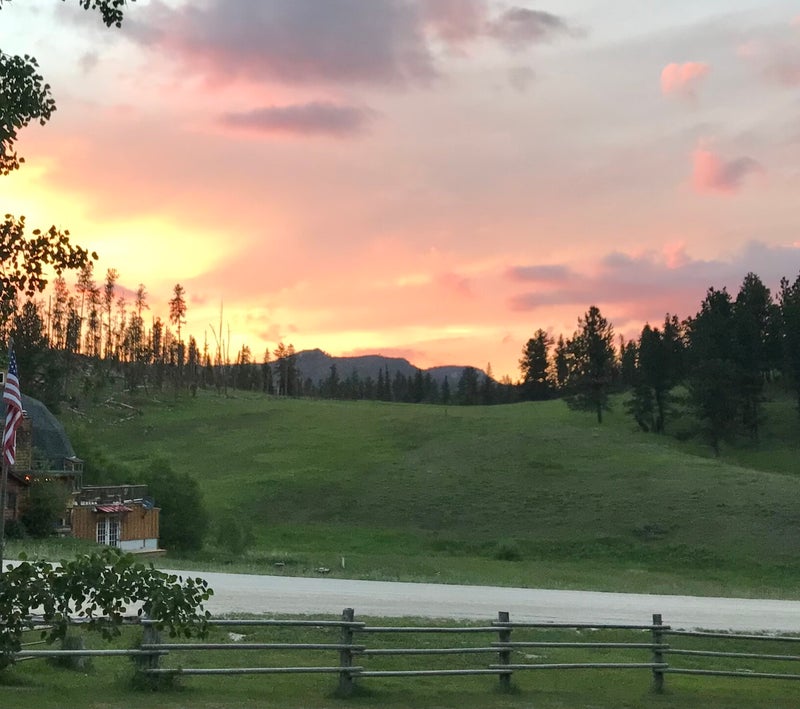 
                      
                        Castle Creek Horse Cabins
                      
                    